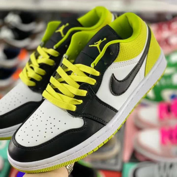 Air Jordan 1 Low Running Shoes-Black/White-5869364