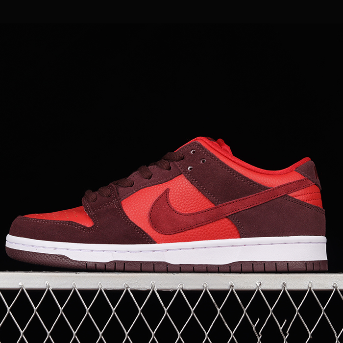 SB Dunk Low 