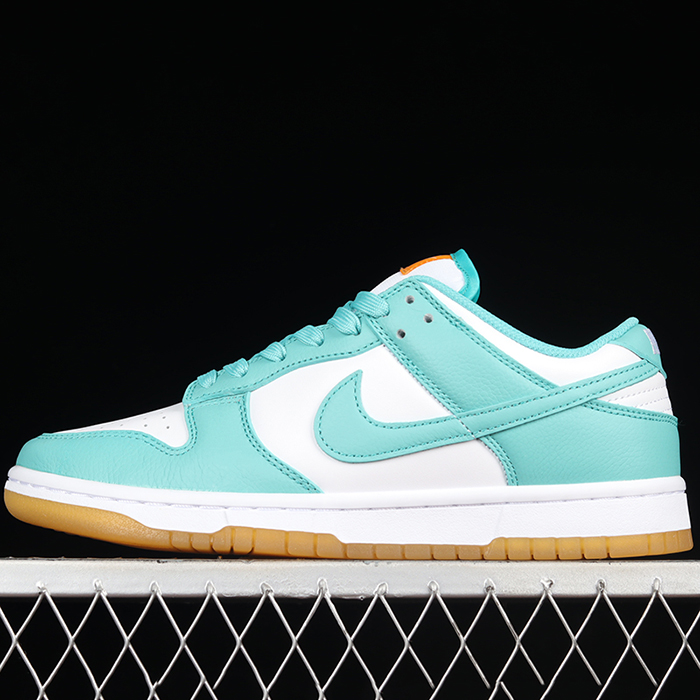 SB Dunk Low 
