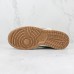 SB Dunk Low Running Shoes-White/Brown-4605630