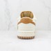 SB Dunk Low Running Shoes-White/Brown-4605630