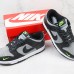 SB Dunk Low Running Shoes-Gray/Black-3541015