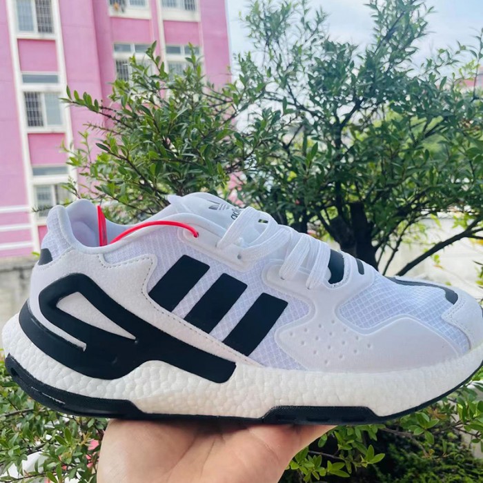 DAY Jogger Running Shoes-White/Black-8400194