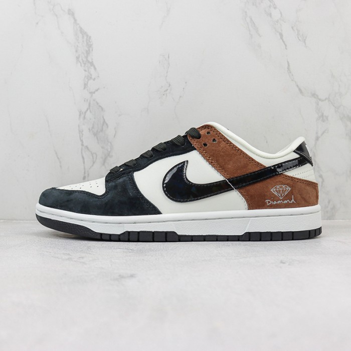 SB Dunk Low Running Shoes-White/Black-6500171