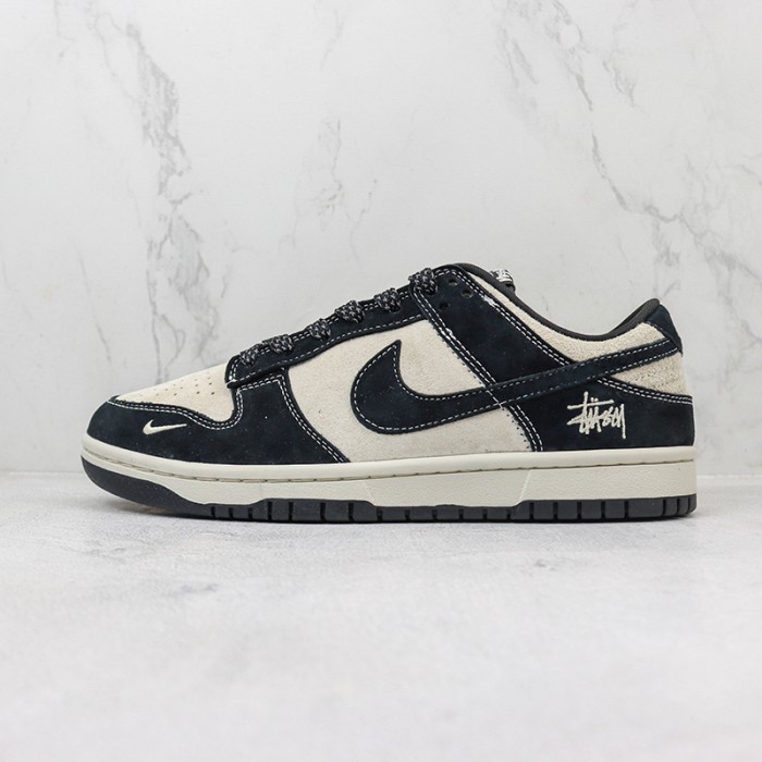 SB Dunk Low Running Shoes-Black/White-7569481