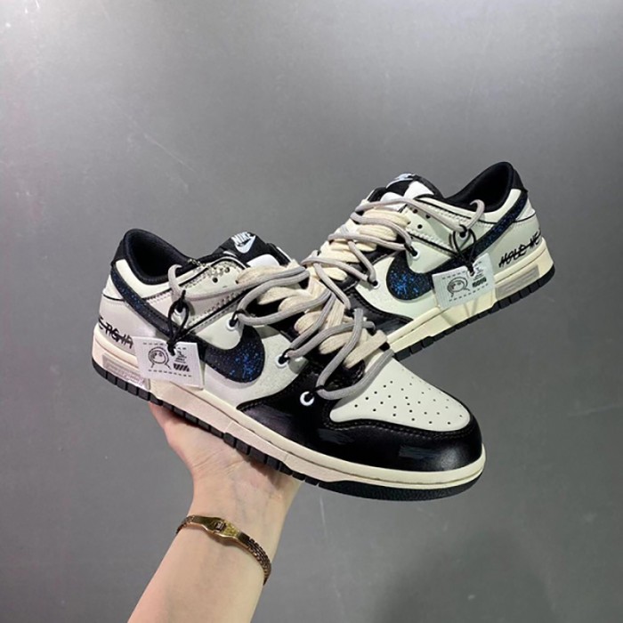 SB Dunk Low Running Shoes-White/Black-4035142