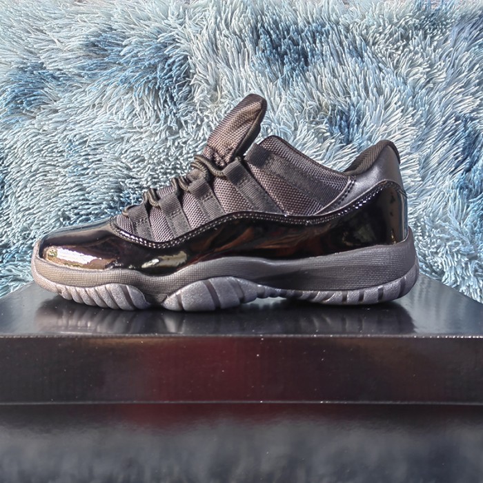 Air Jordan 11 Retro "Cap and Gown" Running Shoes-All Black-7303263