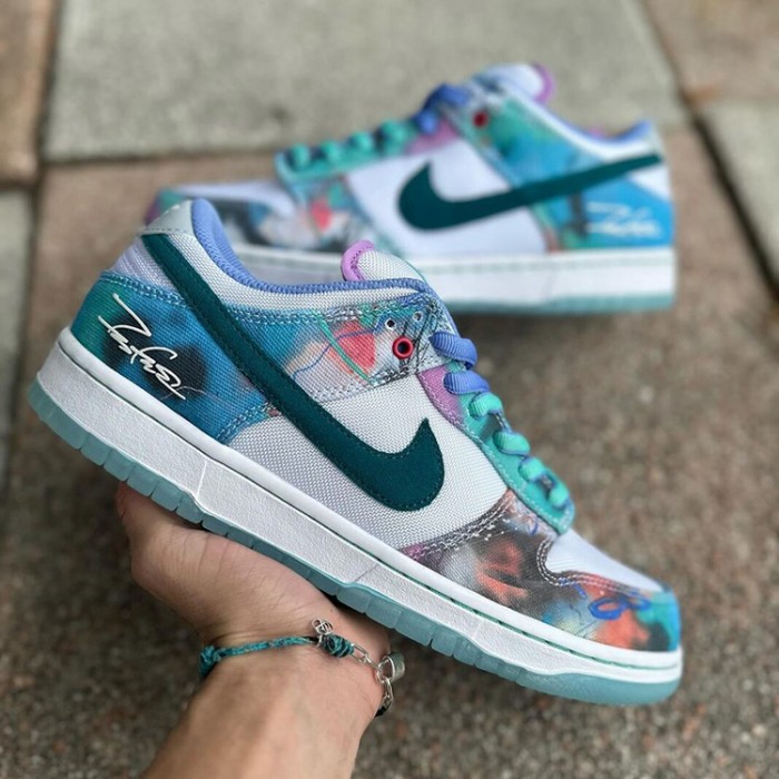 Futura Laboratories x SB Dunk Low Running Shoes-White/Blue-4681376