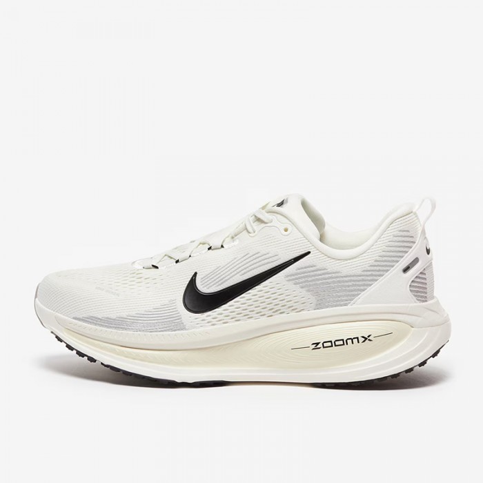 VOMERO 18 Running Shoes-White/Black-362701