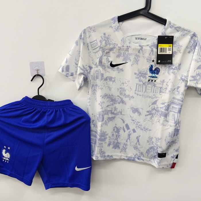 STOCK CLEARANCE [SIZE 22] 2024 Kids France Away White Blue Jersey Kit short sleeve (Shirt + Short)-8659797