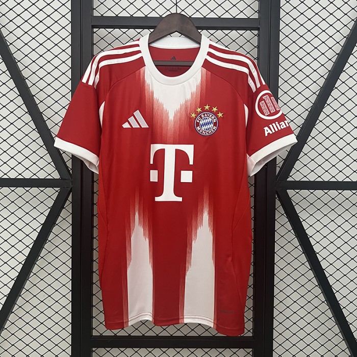 25/26 Bayern Munich Home Red Jersey Version Short Sleeve-1029031
