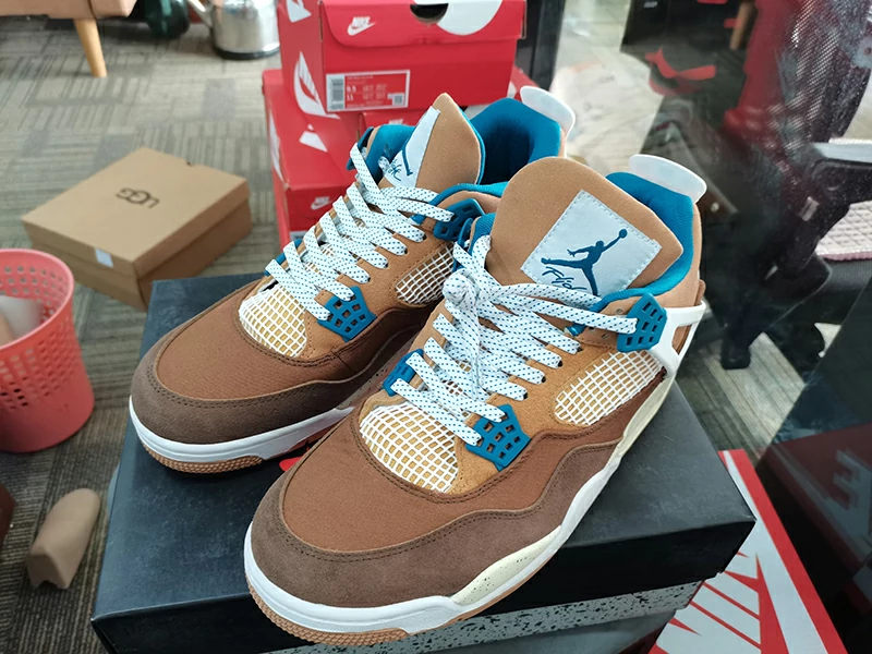 jordan 4 cacao wow top down view Real Shot